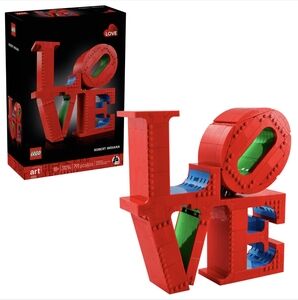 *NIB* LEGO Art Set - "LOVE"